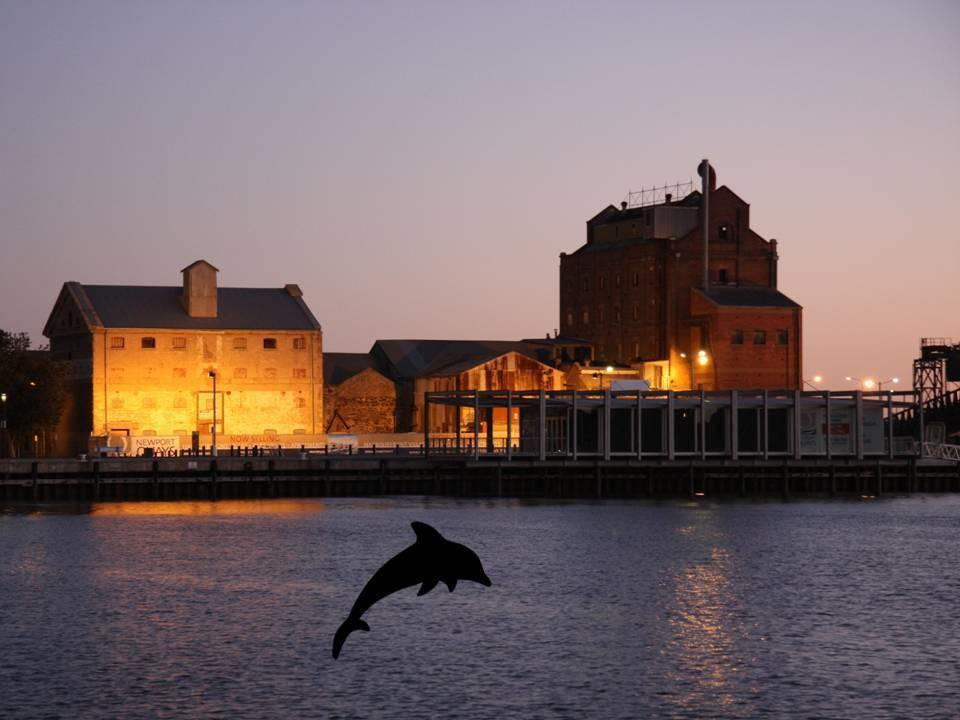 Хостел Port Adelaide Backpackers Экстерьер фото